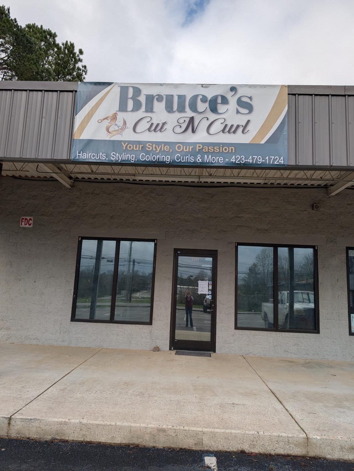 Bruce's Cut & Curl